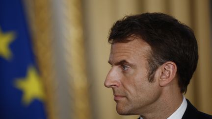 Emmanuel Macron, à l'Elysée, le 24 mars 2023. (YOAN VALAT / POOL)