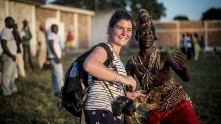 &nbsp; (Camille Lepage à Bangui en octobre 2013 © SIPA - SYLVAIN CHERKAOUI/AP)