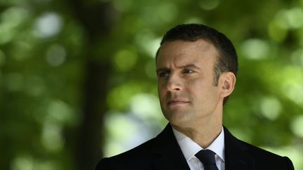 Le président Emmanuel Macron, au jardin du Luxembourg à Paris, le 10 mai 2017. (ERIC FEFERBERG / AFP)