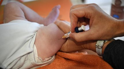 La vaccination n'affaiblit pas le système immunitaire