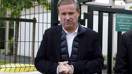 Nicolas Dupont-Aignan dans sa ville de Yerres (Essonne), le 7 mai 2017. (FRANCOIS GUILLOT / AFP)