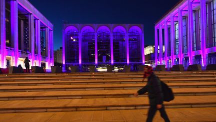Le Metropolitan Opera situé au Lincoln Center, fermé en raison de la pandémie de Covid-19, le 7 janvier 2021 (ANGELA WEISS / AFP)