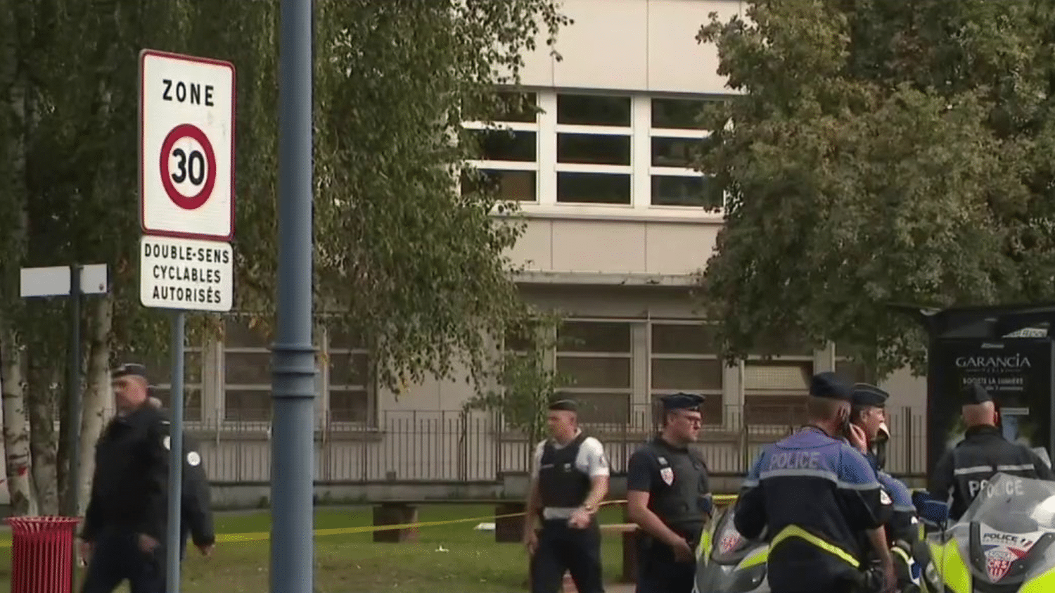 Attaque Au Couteau à Arras Le Choc Après Lassassinat Dun Enseignant