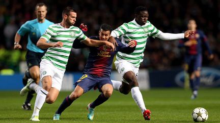 Pedro pris en tenaille par Ledley et Wanyama