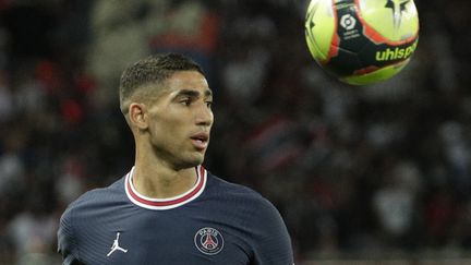 Achraf Hakimi réussit ses débuts avec le Paris Saint-Germain. (GEOFFROY VAN DER HASSELT / AFP)