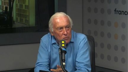 Jean-François Delfraissy, le président du Conseil scientifique, invité de franceinfo vendredi 22 juillet 2022. (FRANCEINFO)