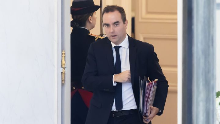 Sébastien Lecornu, le 11 décembre 2024, à Paris. (VINCENT ISORE / MAXPPP)