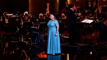 La soprano guyanaise&nbsp;Marie-Laure Garnier sur la scène des 28e Victoires de la Musique Classique,le 24 février 2021,à l'Auditorium de Lyon. (JEFF PACHOUD / AFP)