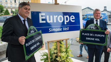 Une place et une station de métro ont été renommées "Europe - Simone Veil", à Paris le 29 mai 2018. (MAXPPP)