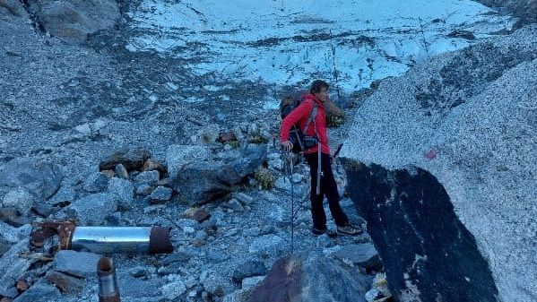 Christian Vincent devant le glacier des Bossons (ETIENNE MONIN / RADIO FRANCE)