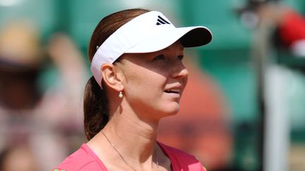 Renata Veracova affronte Alizé Cornet, le 22 mai 2011, à Roland Garros. (MIGUEL MEDINA / AFP)