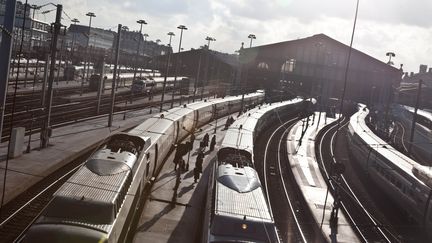 Une partie de la gare du Nord, &agrave; Paris, a &eacute;t&eacute; &eacute;vacu&eacute;e le 12 septembre 2013. (MICHEL SETBOUN / AFP)