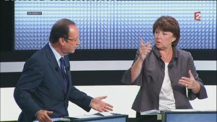 François Hollande et Martine Aubry sur le plateau de "Des paroles et des actes, le débat des primaires". (FranceTV)