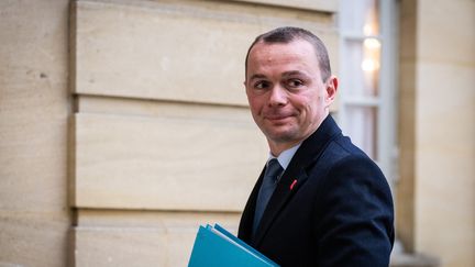 Le ministre du Travail, Olivier Dussopt, le 2 décembre 2022 à Paris. (XOSE BOUZAS / HANS LUCAS / AFP)