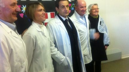 Nicolas Sarkozy visite la fromagerie de Chabert, à Annecy, le 16 février 2012. (CR)