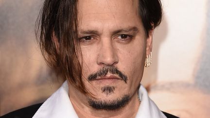 L'acteur Johnny Depp, à&nbsp;Westwood, en Californie (Etats-Unis), le 21 novembre 2015. (JASON MERRITT / GETTY IMAGES NORTH AMERICA / AFP)