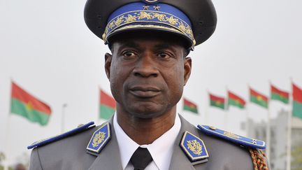 Le Général Gilbert Diendéré, l'ancien commandant de la garde présidentielle et proche de l'ancien président Blaise Compaoré est le nouvel homme fort du pays. (Photo AFP/Ahmed Ouaba)