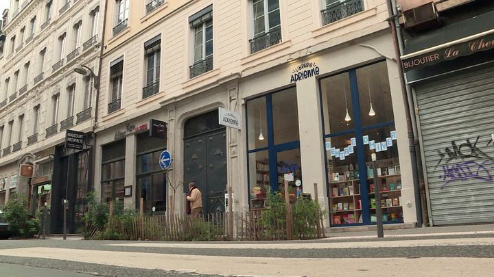 La librairie Adrienne est située rue de la Charité dans le deuxième arrondissement de Lyon&nbsp; (France 3 AURA)