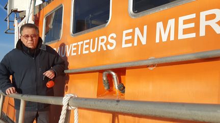 Alain Le Daguénel, président de la station de la SNSM (sauveteurs en mer) de Dunkerque (Nord), jeudi 13 janvier 2022. (VALENTIN DUNATE / RADIO FRANCE)