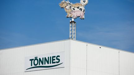 L'usine de production du géant allemand de l'industrie alimentaire Toennies Lebensmittel à Rheda-Wiedenbrueck, en Allemagne. (FRISO GENTSCH / DPA)