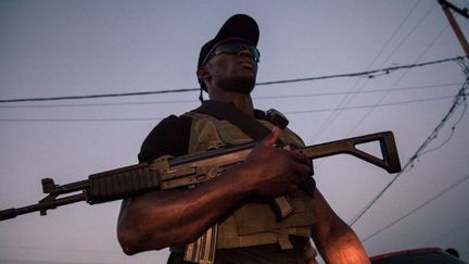 L'armée camerounaise est régulièrement accusée par des ONG de perpétrer des exactions contre des personnes soupçonnées d'appartenir au groupe Boko Haram (ALEXIS HUGUET / AFP)