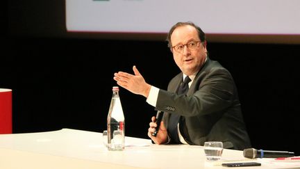 François Hollande lors d'une conférence à Rennes en janvier 2020.&nbsp; (BENJAMIN FONTAINE / FRANCE-BLEU ARMORIQUE)