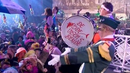 10 000 personnes étaient réunis pour entonner l'hymne à Jean Bart et célébrer l'ouverture du carnaval de Dunkeque
 (France3 / Culturebox)