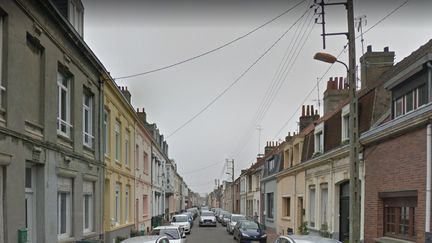 La rue de Calais où le trio a été interpellé le 28 novembre 2018. (GOOGLE STREET VIEW)