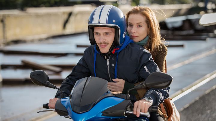 Kévin Azaïs et Isabelle Huppert dans "Souvenir" de Bavo Defurne
 (Fabrizio Maltese)