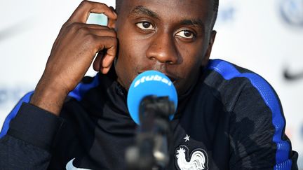 Blaise Matuidi face à la presse (FRANCK FIFE / AFP)