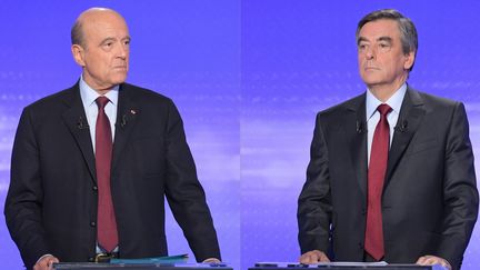 Alain Juppé et François Fillon lors d'un débat sur le plateau de France&nbsp;2 le 17 novembre 2016. (CHRISTOPHE ARCHAMBAULT / AFP)