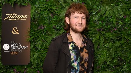 Le chef&nbsp;Douglas McMaster à l'ouverture du restaurant Malro, le 17 février 2019 à Paris (DAVID M. BENETT / GETTY IMAGES EUROPE)