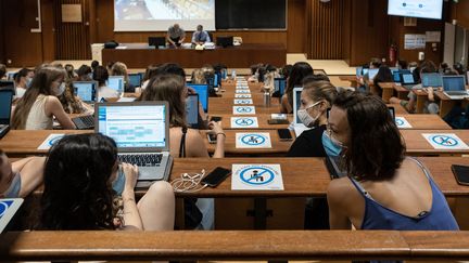 Un amphi sur le campus de Pessac (Université de Bordeaux), le 9 septembre 2020. (VALENTINO BELLONI / HANS LUCAS)