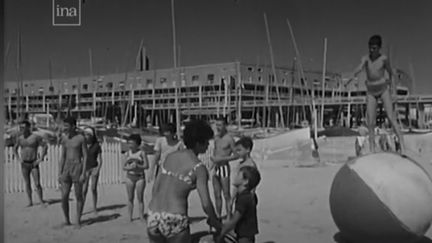 Vacances dans les années 1960 : la ville de Royan nostalgique de l'époque yéyé
