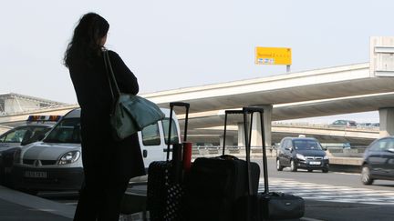 Dans la zone de taxis de l'a&eacute;roport Paris-Charles-de-Gaulle, en 2008. (  MAXPPP)