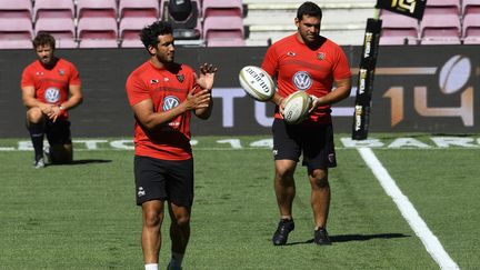 Maxime Mermoz sera bien présent sur le terrain du Camp Nou vendredi soir. (DAMIEN MEYER / AFP)