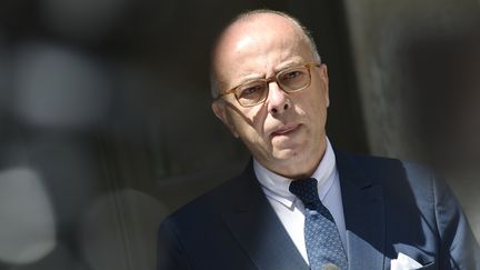 Le ministre de l'Int&eacute;rieur, Bernard Cazeneuve, le 7 juin 2015, &agrave; Paris. (LOIC VENANCE / AFP)