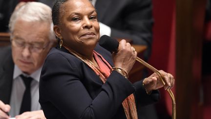 La ministre de la Justice, Christiane Taubira, lors d'une s&eacute;ance de questions au gouvernement, &agrave; l'Assembl&eacute;e nationale, &agrave; Paris, le 4 pars 2015. (LOIC VENANCE / AFP)