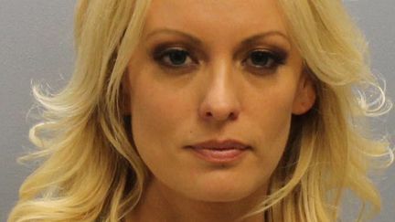 L'actrice X Stormy Daniels sur une photo diffusée par la police de Colombus (Ohio) le 12 juillet 2018. (REUTERS)