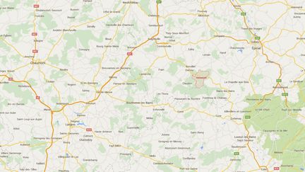 Un adolescent de 14 ans a accidentellement tu&eacute; son fr&egrave;re jumeau d'une balle de pistolet &agrave; Hennezel dans les Vosges, le 6 juillet 2015. ( GOOGLE MAPS / FRANCETV INFO )