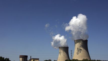 La centrale nucl&eacute;aire de Byron, dans l'Illinois (Etats-Unis), le 12 mai 2007. (JEFF HAYNES / AFP)