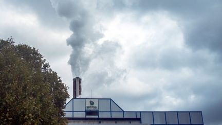  (La réduction des émissions de CO2, enjeu majeur de la lutte contre le réchauffement climatique. © Maxppp)