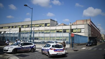 Des voitures de police à Pantin (Seine-Saint-Denis), le 16 août 2015. (STEPHANE DE SAKUTIN / AFP)