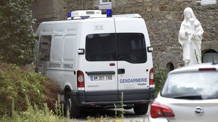 Olivier Maire a été tué&nbsp;dans sa chambre, dans la Maison des missionnaires du Montfortais, à Saint-Laurent-sur-Sèvre en Vendée. (SEBASTIEN SALOM-GOMIS / AFP)