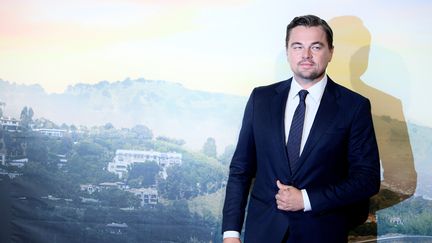 Leonardo DiCaprio lors d'une séance photo&nbsp;à la présentation du film&nbsp;"Once Upon A Time In Hollywood" de Quentin&nbsp;Tarantino, le 2 août 2019, à&nbsp;Rome. (FILIPPO MONTEFORTE / AFP)