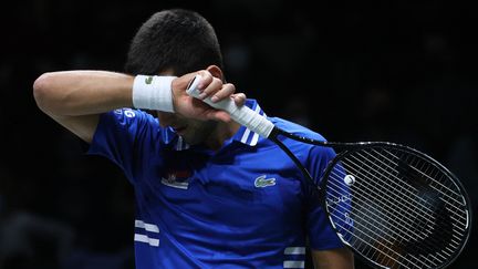 Novak Djokovic lors de la demi-finale de Coupe Davis, le vendredi 3 décembre 2021 à Madrid.&nbsp; (BURAK AKBULUT / ANADOLU AGENCY)
