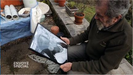 Envoyé spécial. "C'est très peu" : un an avec sursis pour le chasseur qui a tué Thérèse Coudray dans son jardin en 2017