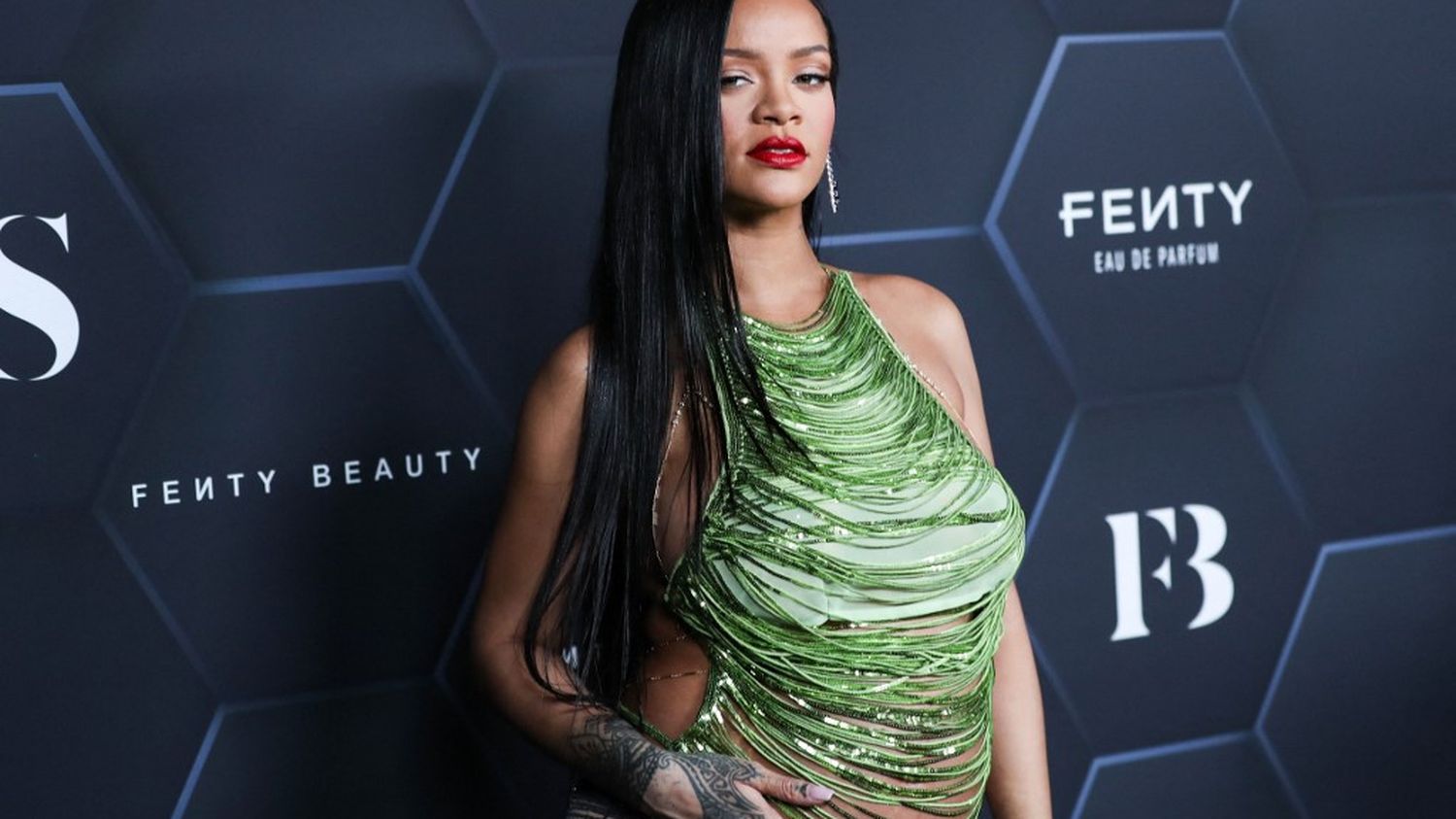 Rihanna reviendra sur scène à la fin de la première mi-temps du Super Bowl