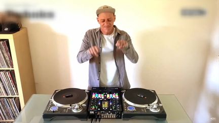 DJ Topic sacré champion du monde. (FRANCE 3)