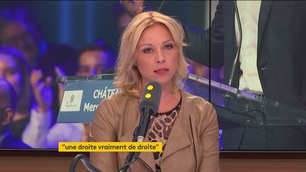 La maire de Taverny (Val d'Oise) et candidate à la présidence du parti Les Républicains, Florence Portelli, était l'invitée de Jean-François Achilli dans "Tout est politique", vendredi soir. (FRANCEINFO)